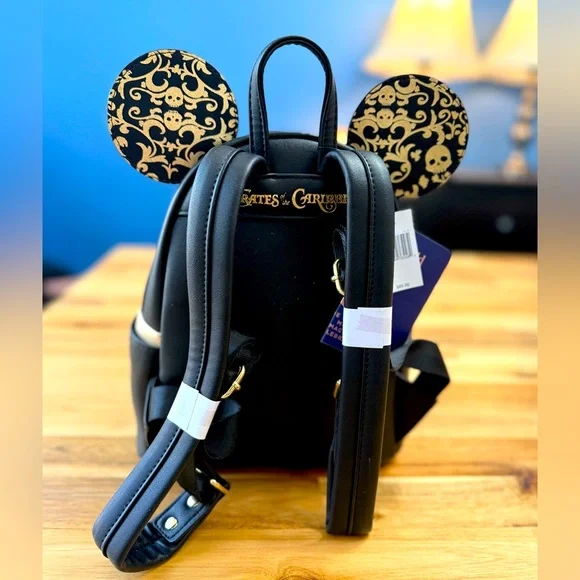 MMMA Pirates of the Caribbean Backpack 2 of 12 2025
Mickey Mouse NWT - Picture 2 of 5